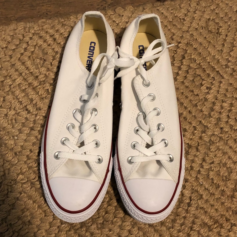 New in box Converse